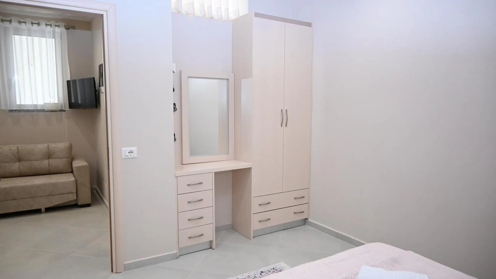 Eleana'S Apartament Sarande 0*,