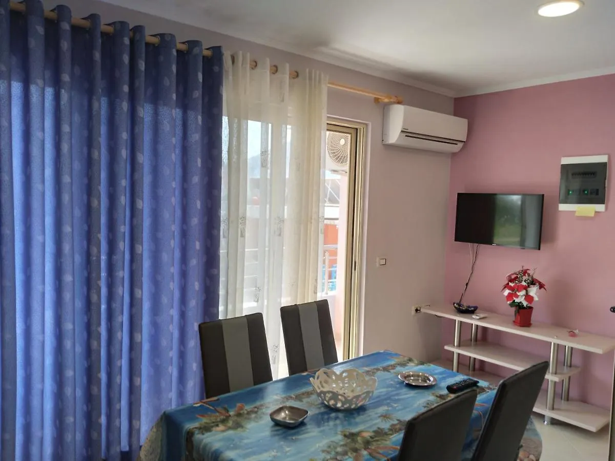Eleana'S Apartament Sarande Guest house