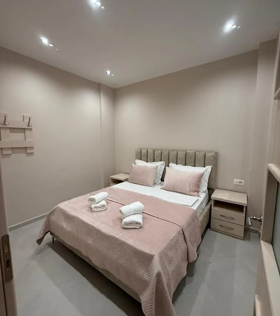 Eleana'S Apartament Sarandë